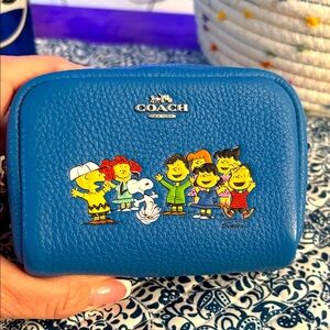 Coach make up pouch/wallet